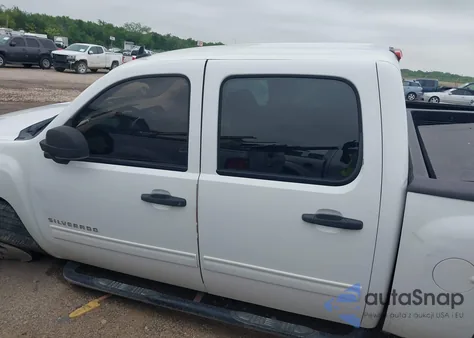 2013 Chevrolet Silverado 1500 Lt from USA, damaged, VIN 3GCPCSEAXDG292437